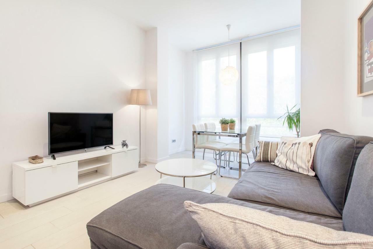 G&V Apartments Close To Center Валенсия Екстериор снимка